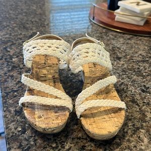 Girls wedge shoes - size 1